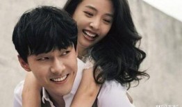 娱乐圈吃瓜二人,娱乐圈“瓜王”与“瓜后”的甜蜜邂逅